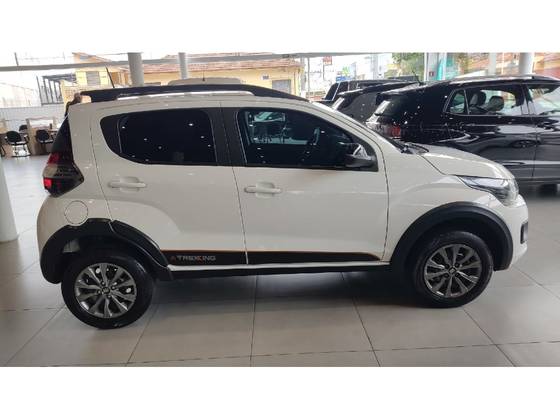 fiat-mobi-1.0-evo-flex-trekking-manual-wmimagem19104670816