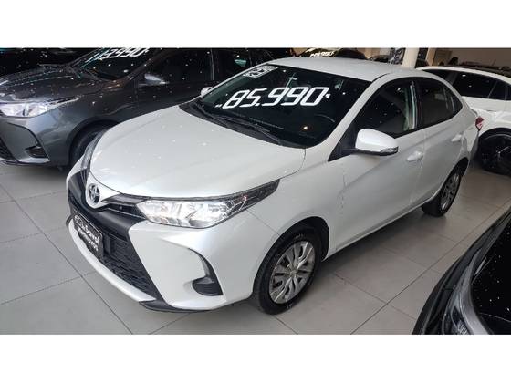 toyota-yaris-1.5-16v-flex-sedan-xl-live-multidrive-wmimagem18260822689