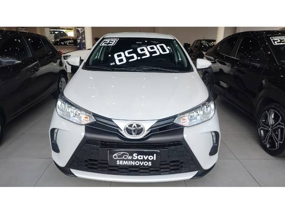 toyota-yaris-1.5-16v-flex-sedan-xl-live-multidrive-wmimagem1826095617