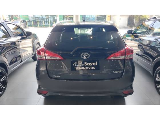 toyota-yaris-1.5-16v-flex-xl-multidrive-wmimagem17383283018