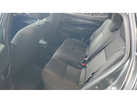 toyota-yaris-1.5-16v-flex-xl-multidrive-wmimagem17384623932