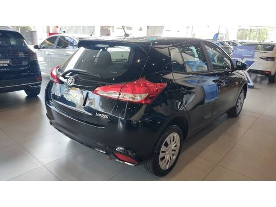 toyota-yaris-1.5-16v-flex-xl-multidrive-wmimagem1748557327