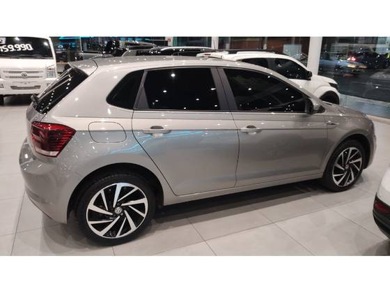volkswagen-polo-1.0-200-tsi-highline-automatico-wmimagem13195764914
